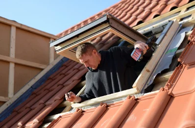 Pose de fenêtres de toit Velux à Peyrabout